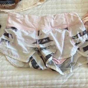 lululemon speed up shorts size 2